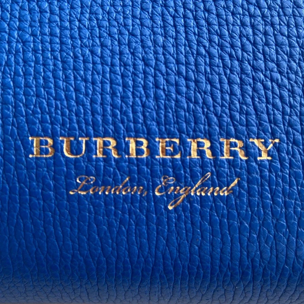 Authentic Burberry Banner Tote House Check Derby - Picture 2 of 8